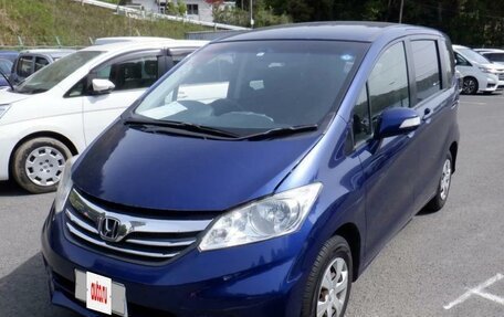 Honda Freed I, 2012 год, 1 080 000 рублей, 2 фотография