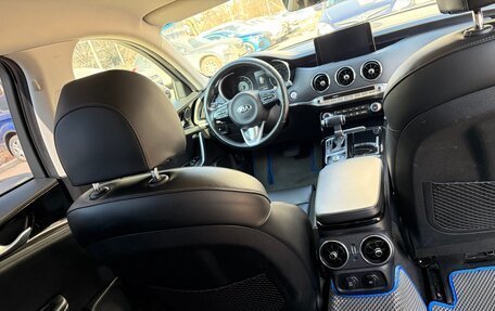 KIA Stinger I, 2021 год, 2 900 000 рублей, 10 фотография