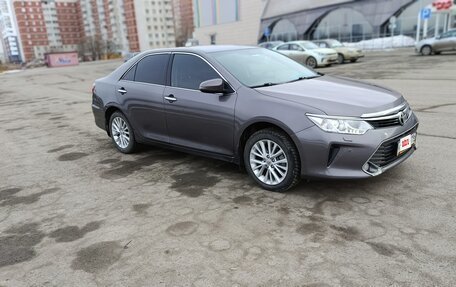 Toyota Camry, 2015 год, 1 750 000 рублей, 2 фотография