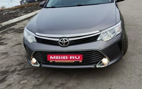 Toyota Camry, 2015 год, 1 750 000 рублей, 10 фотография