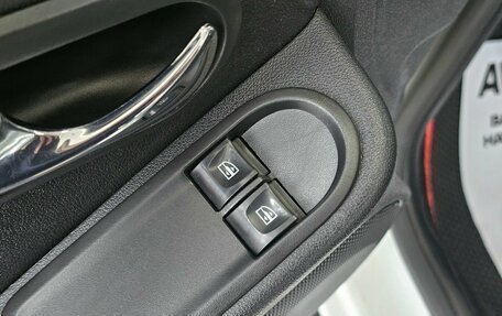 Renault Duster I рестайлинг, 2016 год, 1 395 000 рублей, 13 фотография