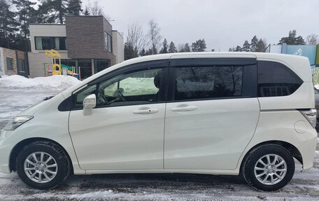 Honda Freed I, 2014 год, 950 000 рублей, 8 фотография