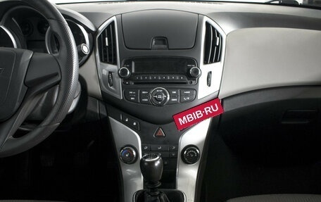 Chevrolet Cruze II, 2013 год, 749 000 рублей, 9 фотография