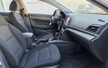 Hyundai Elantra VI рестайлинг, 2019 год, 1 613 000 рублей, 9 фотография