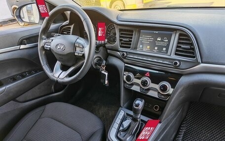 Hyundai Elantra VI рестайлинг, 2019 год, 1 613 000 рублей, 10 фотография