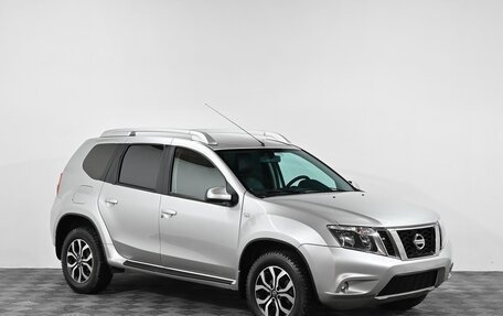Nissan Terrano III, 2015 год, 949 000 рублей, 2 фотография