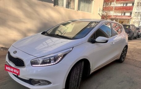 KIA cee'd III, 2014 год, 1 000 100 рублей, 4 фотография