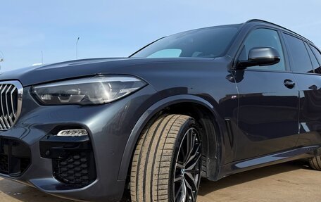 BMW X5, 2019 год, 5 700 000 рублей, 3 фотография