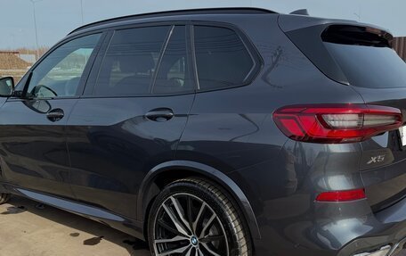 BMW X5, 2019 год, 5 700 000 рублей, 2 фотография