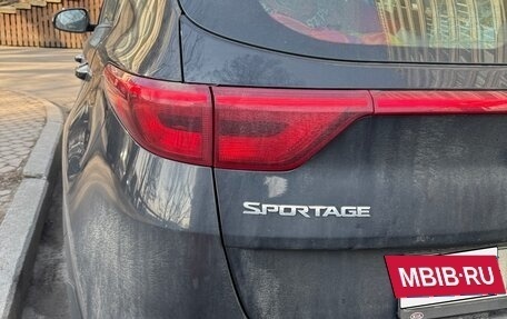 KIA Sportage IV рестайлинг, 2018 год, 2 500 000 рублей, 5 фотография