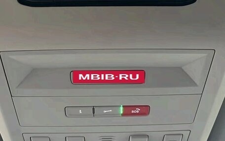 Volkswagen Multivan T6 рестайлинг, 2021 год, 3 300 000 рублей, 14 фотография