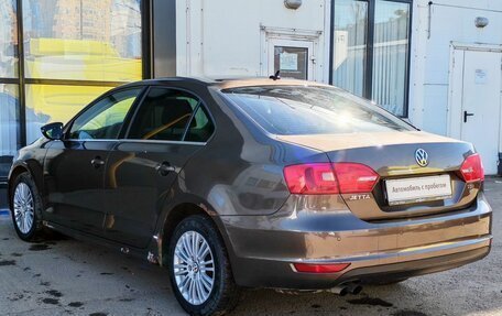Volkswagen Jetta VI, 2011 год, 891 000 рублей, 7 фотография