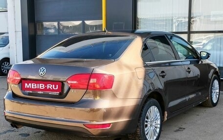 Volkswagen Jetta VI, 2011 год, 891 000 рублей, 5 фотография