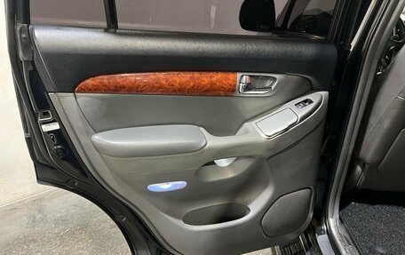 Toyota Land Cruiser Prado 120 рестайлинг, 2007 год, 2 150 000 рублей, 33 фотография