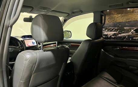 Toyota Land Cruiser Prado 120 рестайлинг, 2007 год, 2 150 000 рублей, 27 фотография