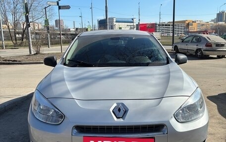 Renault Fluence I, 2011 год, 725 000 рублей, 2 фотография