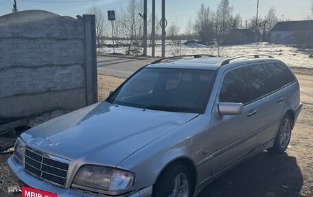 Mercedes-Benz C-Класс, 1999 год, 320 000 рублей, 2 фотография