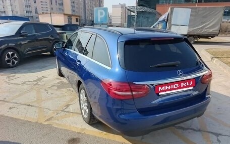 Mercedes-Benz C-Класс, 2019 год, 2 400 000 рублей, 10 фотография