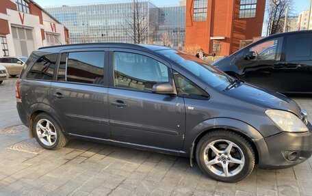 Opel Zafira B, 2008 год, 590 000 рублей, 16 фотография