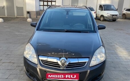 Opel Zafira B, 2008 год, 590 000 рублей, 17 фотография