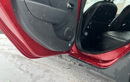 Renault Logan II, 2019 год, 856 000 рублей, 13 фотография