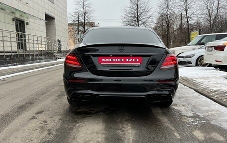 Mercedes-Benz E-Класс, 2020 год, 3 950 000 рублей, 6 фотография