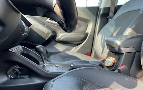 Hyundai ix35 I рестайлинг, 2015 год, 1 350 000 рублей, 25 фотография