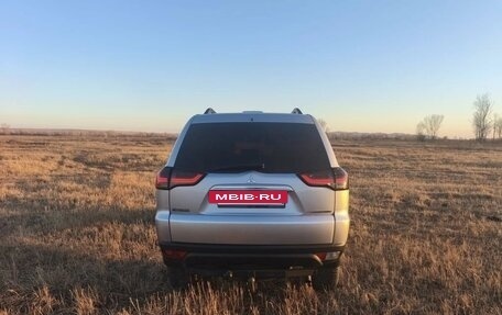 Mitsubishi Pajero Sport II рестайлинг, 2012 год, 1 680 000 рублей, 2 фотография