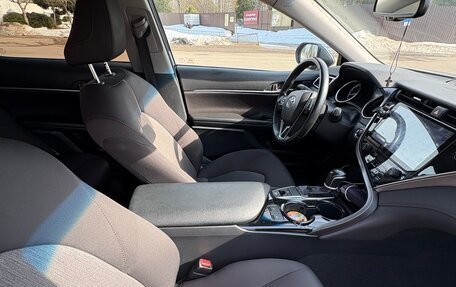 Toyota Camry, 2019 год, 2 250 000 рублей, 7 фотография