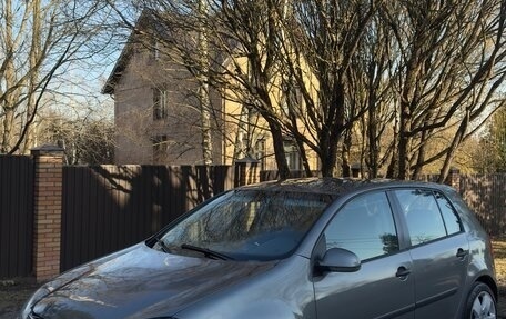 Volkswagen Golf V, 2005 год, 430 000 рублей, 2 фотография