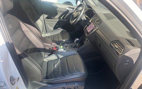 Volkswagen Tiguan II, 2021 год, 3 650 000 рублей, 7 фотография