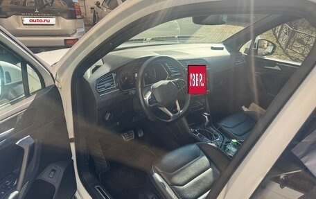 Volkswagen Tiguan II, 2021 год, 3 650 000 рублей, 9 фотография