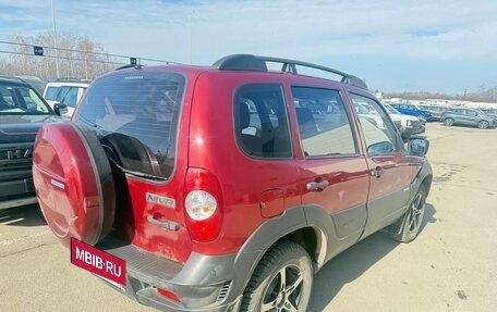 Chevrolet Niva I рестайлинг, 2014 год, 596 000 рублей, 3 фотография