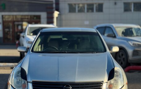 Nissan Skyline, 2001 год, 650 000 рублей, 2 фотография