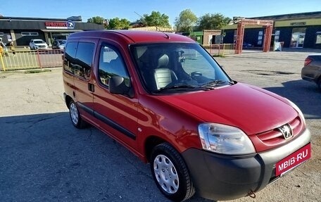 Peugeot Partner II рестайлинг 2, 2011 год, 620 000 рублей, 4 фотография