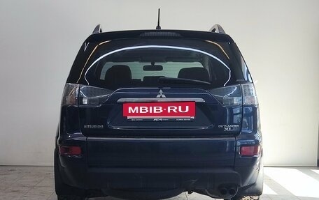 Mitsubishi Outlander III рестайлинг 3, 2011 год, 1 370 000 рублей, 5 фотография