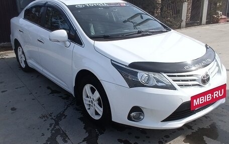 Toyota Avensis III рестайлинг, 2012 год, 1 270 000 рублей, 2 фотография