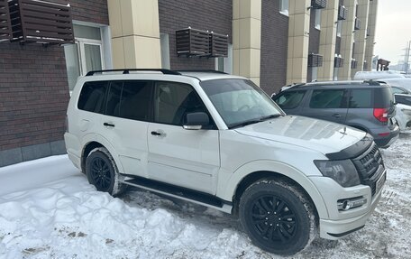 Mitsubishi Pajero IV, 2019 год, 4 100 000 рублей, 2 фотография