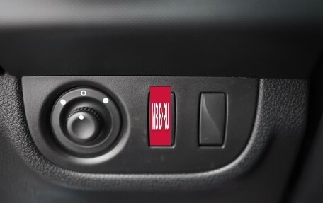 Renault Logan II, 2019 год, 1 250 000 рублей, 13 фотография