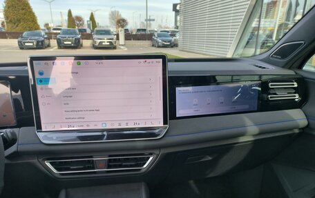 Volkswagen Tiguan, 2025 год, 5 120 000 рублей, 25 фотография