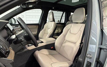 Volvo XC90 II рестайлинг, 2025 год, 11 300 000 рублей, 16 фотография