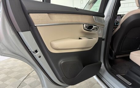 Volvo XC90 II рестайлинг, 2025 год, 11 300 000 рублей, 25 фотография