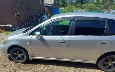 Honda Stream I рестайлинг, 2004 год, 490 000 рублей, 9 фотография