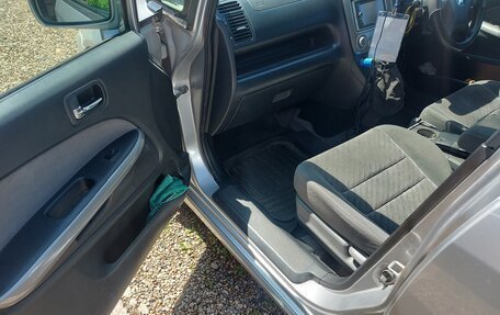 Honda Stream I рестайлинг, 2004 год, 490 000 рублей, 27 фотография