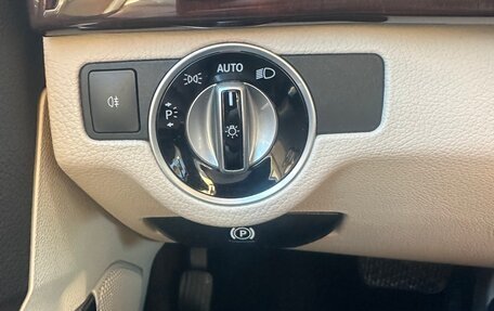 Mercedes-Benz GLK-Класс, 2014 год, 2 400 000 рублей, 36 фотография