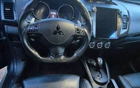 Mitsubishi Outlander III рестайлинг 3, 2011 год, 1 800 000 рублей, 13 фотография