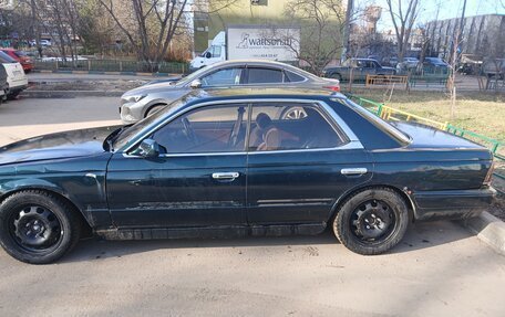 Nissan Laurel VIII, 1989 год, 350 000 рублей, 4 фотография