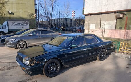 Nissan Laurel VIII, 1989 год, 350 000 рублей, 3 фотография