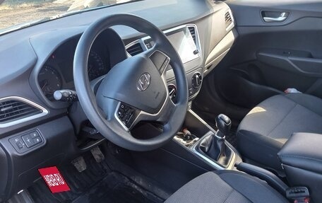 Hyundai Solaris II рестайлинг, 2017 год, 1 230 000 рублей, 6 фотография