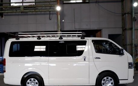 Toyota HiAce H200, 2023 год, 4 989 000 рублей, 4 фотография